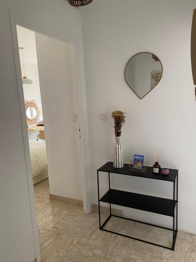Terrasse Plein Sud - Chaleureux En Centre Ville Hyères المظهر الخارجي الصورة